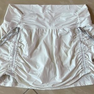 #2024 Yaffa Womens Tennis Skirt XS white shorts